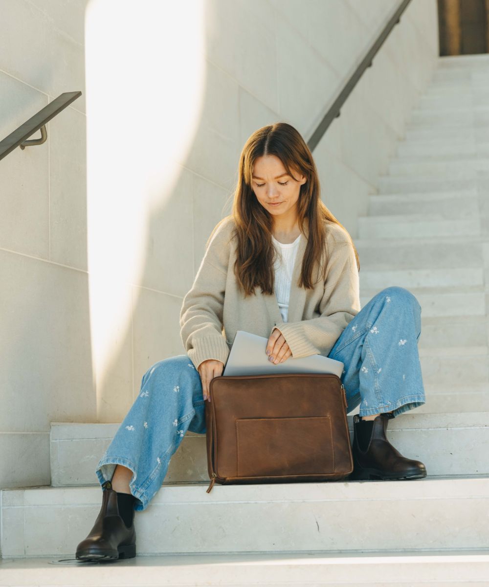 Computertaske Crossover Ubud i ørkebrun – Fantastisk tilbud!