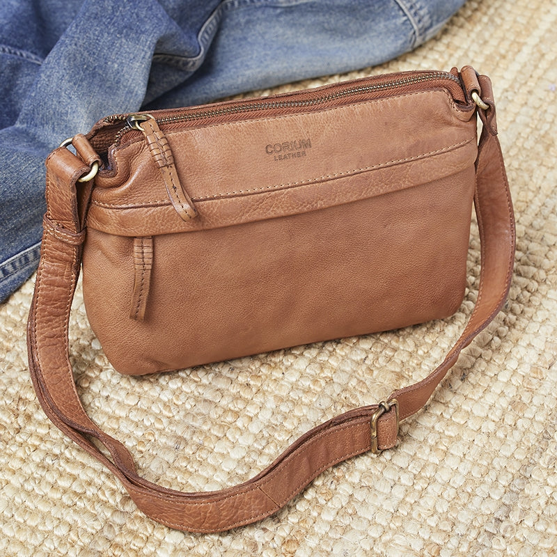 Leather Corium Crossbody Taske Washed Cognac Cognac